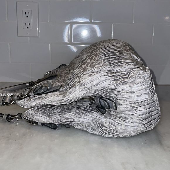 Coach Maggie Madison Signature Pleated Hobo Bag RARE - Picture 6 of 16